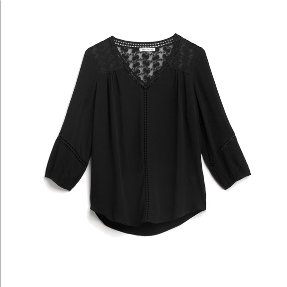 raelinn crochet detail top